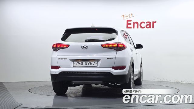 Hyundai Tucson Diesel 1.7 2WD Style — пробег 105 777 км — фото 4 из 5