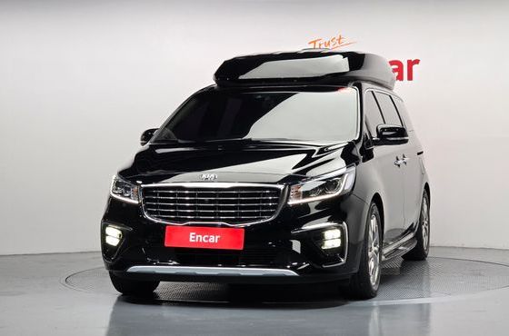 Kia Carnival Gasoline 7-Seater Hi-Limousine President — пробег 161 186 км — фото 3 из 5