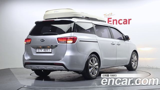 Kia Carnival из Кореи Encar