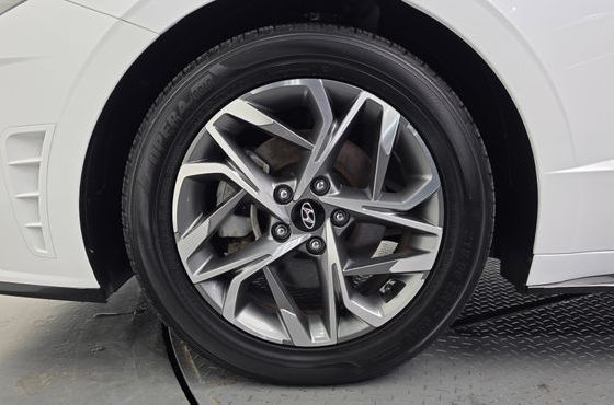 Hyundai Sonata 2.0 Premium Plus — пробег 25 037 км — фото 5 из 5