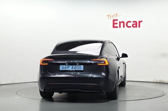 Tesla Model 3 스탠다드 RWD — пробег 15 038 км — фото 4 из 5