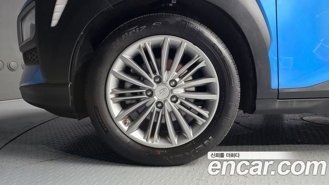 Hyundai Kona из Кореи Encar
