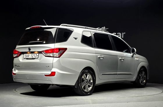 Ssangyong KORANDO 4WD 9-Seater Adventure 60th Edition — пробег 117 921 км — фото 2 из 5