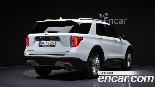 Ford Explorer 2.3 LimIted 4WD — пробег 13 672 км — фото 2 из 5