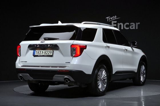 Ford Explorer 2.3 LimIted 4WD — пробег 13 672 км — фото 2 из 5