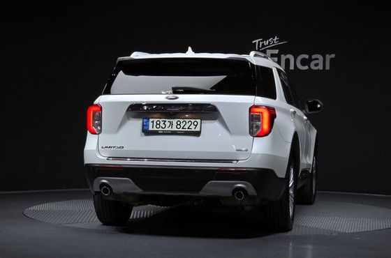 Ford Explorer 2.3 LimIted 4WD — пробег 13 672 км — фото 4 из 5