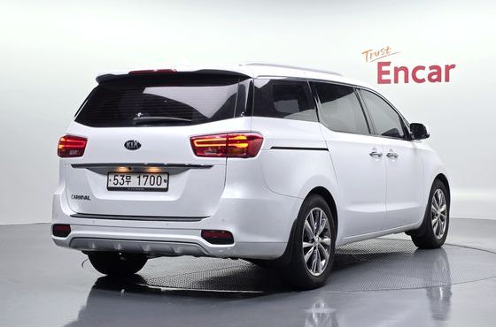 Kia Carnival Gasoline 9-Seater Noblesse Special — пробег 183 882 км — фото 2 из 5