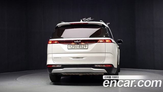 Kia Carnival Gasoline 9-Seater Prestige — пробег 154 702 км — фото 4 из 5