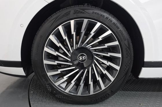 Hyundai Grandeur Calligraphy — пробег 14 581 км — фото 5 из 5