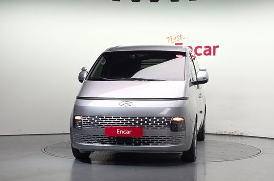 Hyundai Staria Cargo 3-Seater Modern — пробег 139 810 км — фото 3 из 5