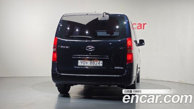 Hyundai Starex Van 3-Seater Smart — пробег 83 836 км — фото 4 из 5