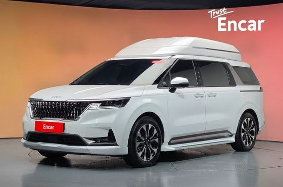 Kia Carnival Gasoline 7-Seater Hi-Limousine Signature — пробег 11 636 км — фото 1 из 5
