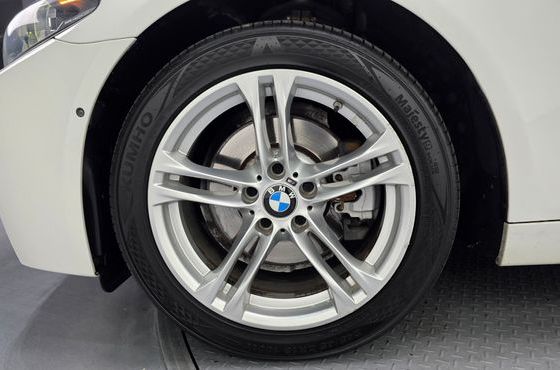 BMW 5-Series 520d xDrive M Aero Dynamic — пробег 229 522 км — фото 5 из 5