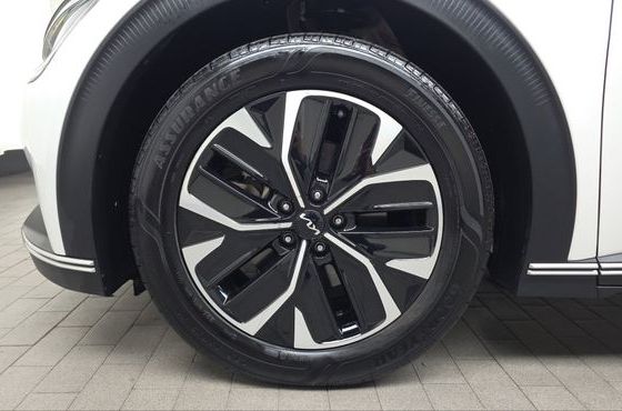 Kia EV6 Long Range 4WD Air — пробег 84 204 км — фото 5 из 5