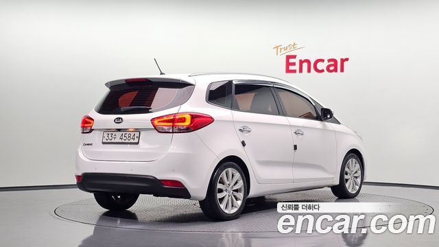 Kia Carens 2.0 LPi Prestige — пробег 175 826 км — фото 2 из 5
