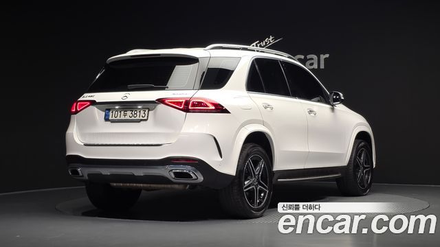 Mercedes-Benz GLE-Class GLE450 4MATIC — пробег 141 254 км — фото 2 из 5