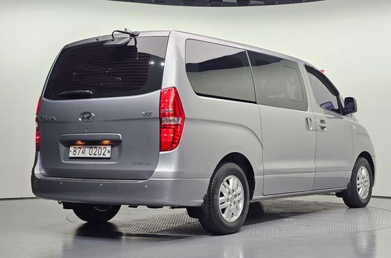 Hyundai Starex 5-Seater VAN Modern — пробег 133 814 км — фото 2 из 5