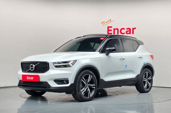 Volvo XC40 T4 R-Design — пробег 76 346 км — фото 1 из 5