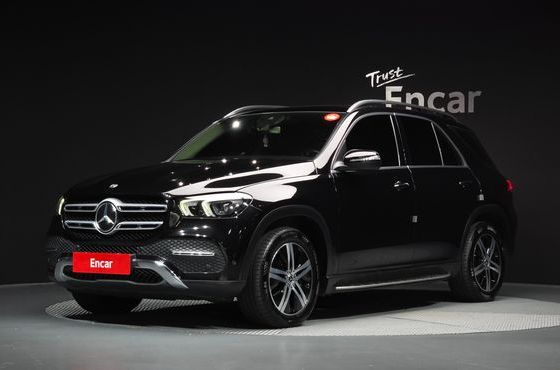 Mercedes-Benz GLE-Class GLE300d 4MATIC — пробег 185 479 км — фото 1 из 5