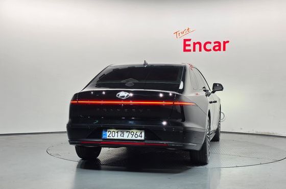 Hyundai Grandeur Calligraphy — пробег 28 129 км — фото 4 из 5