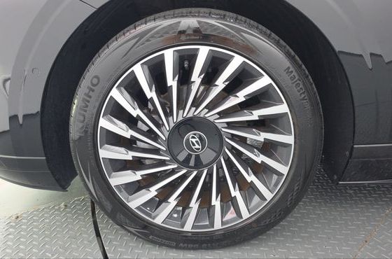 Hyundai Grandeur Calligraphy — пробег 28 129 км — фото 5 из 5