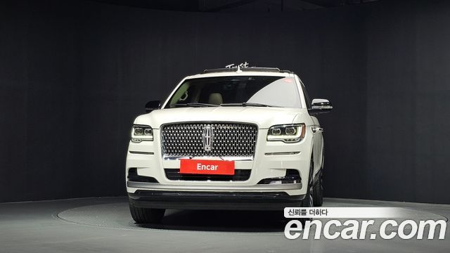 Lincoln Navigator 3.5L — пробег 83 344 км — фото 3 из 5