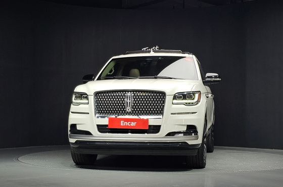 Lincoln Navigator 3.5L — пробег 83 344 км — фото 3 из 5