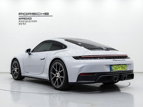 Porsche 911 Carrera 4 GTS — пробег 5 280 км — фото 2 из 5