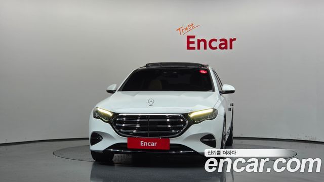 Mercedes-Benz E-Class E220d 4MATIC Exclusive — пробег 17 728 км — фото 3 из 5