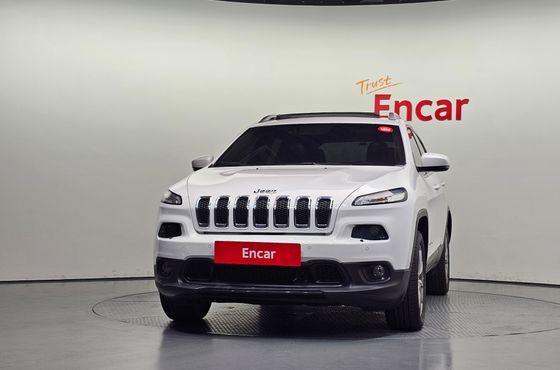 Jeep Cherokee 2.4 Longitude High AWD — пробег 91 701 км — фото 3 из 5