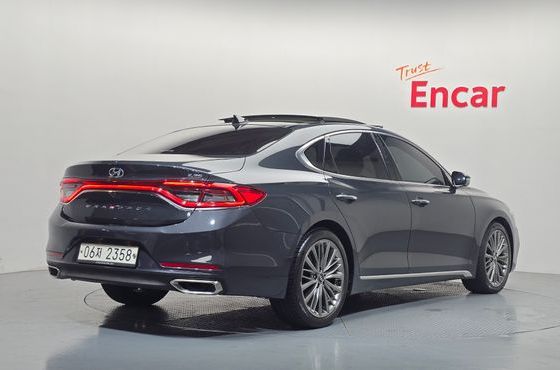 Hyundai Grandeur 2.2 Diesel Premium Special — пробег 290 354 км — фото 2 из 5