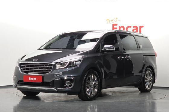 Kia Carnival 9-seater Prestige — пробег 68 143 км — фото 1 из 5