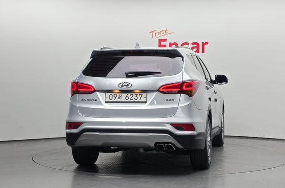 Hyundai Santafe Diesel 2.0 2WD Value Plus — пробег 159 821 км — фото 4 из 5
