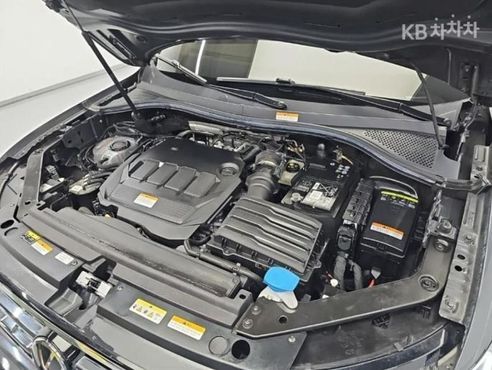 Volkswagen Tiguan 2.0 TDI Prestige — пробег 57 000 км — фото 5 из 5