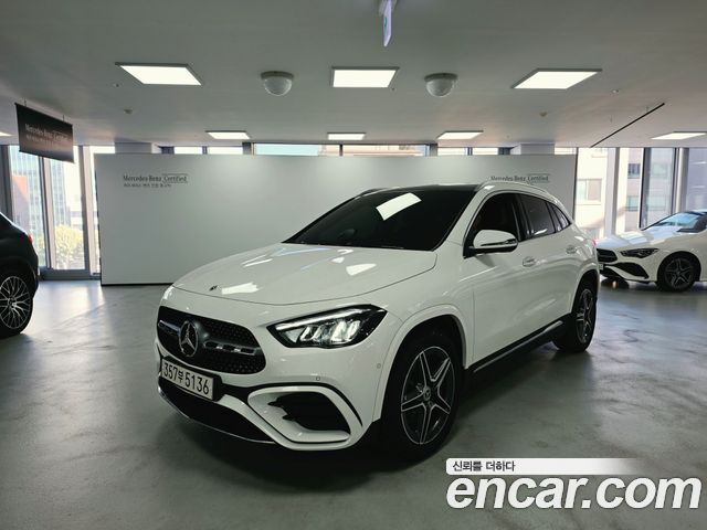 Mercedes-Benz GLA-Class GLA250 4MATIC — пробег 3 590 км — фото 1 из 5