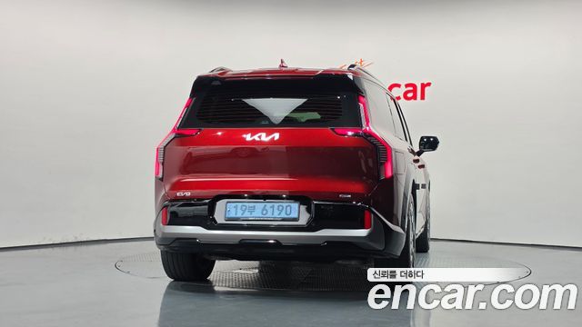 Kia EV9 из Кореи Encar