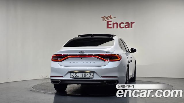 Hyundai Grandeur из Кореи Encar