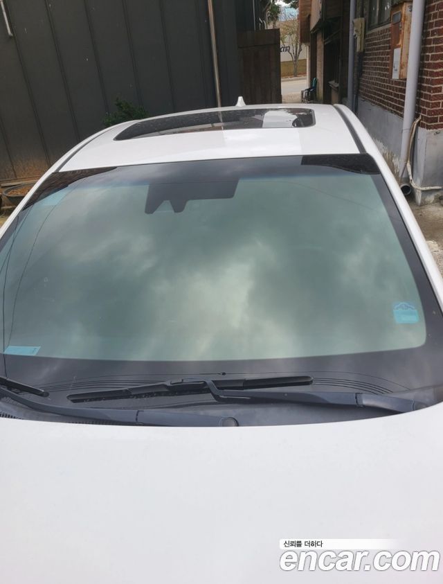 Hyundai Ioniq Q — пробег 105 000 км — фото 5 из 5
