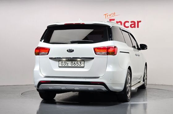 Kia Carnival 9-seater Prestige — пробег 109 409 км — фото 4 из 5