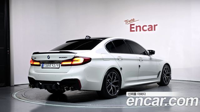 BMW 5-Series 530i xDrive M Sport Package Plus — пробег 95 683 км — фото 2 из 5