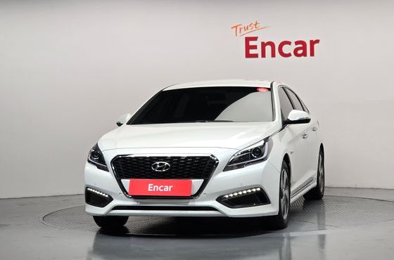 Hyundai Sonata 2.0 HEV Premium — пробег 74 619 км — фото 3 из 5
