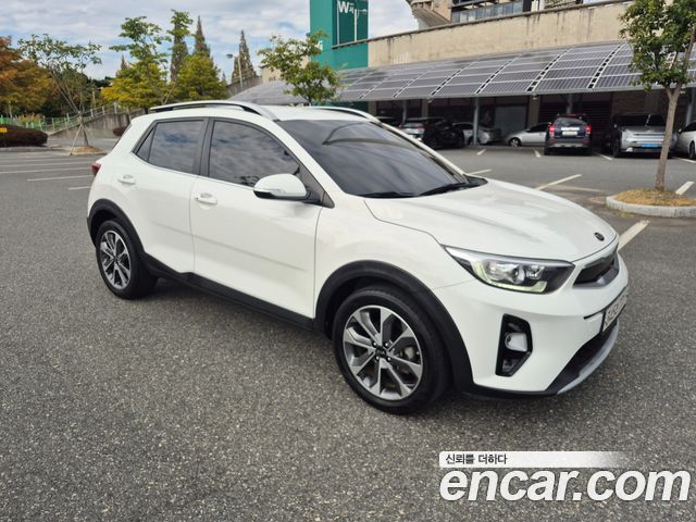 Kia Stonic 1.4 Trendy — пробег 57 700 км — фото 3 из 5