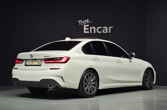 BMW 3-Series 320i M Sport — пробег 94 652 км — фото 2 из 5