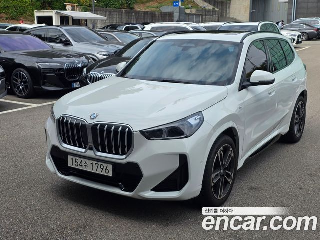 BMW X1 xDrive 20i M Sport — пробег 6 888 км — фото 1 из 5