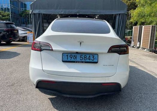 Tesla Model Y Long Range AWD — пробег 45 267 км — фото 3 из 5