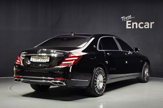 Mercedes-Benz S-Class Maybach S560 4MATIC — пробег 134 618 км — фото 2 из 5