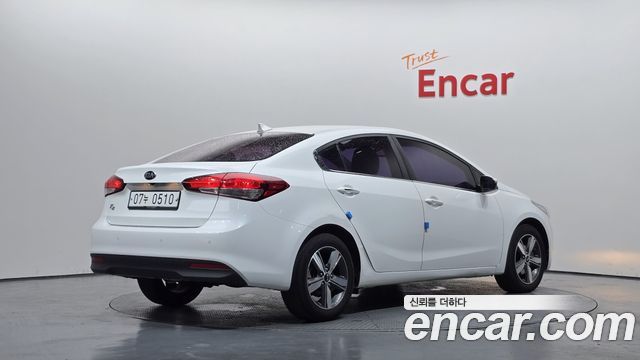 Kia K3 из Кореи Encar