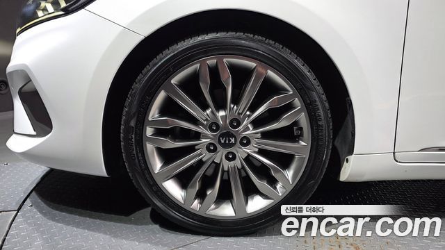 Kia K7 из Кореи Encar