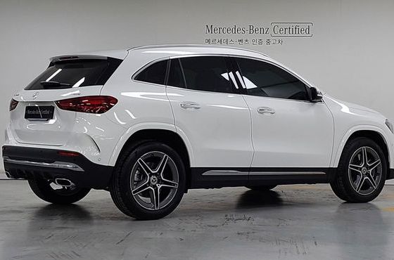 Mercedes-Benz GLA-Class GLA250 4MATIC — пробег 5 696 км — фото 2 из 5