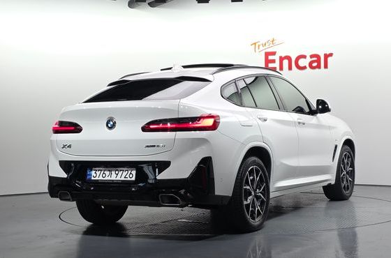 BMW X4 xDrive20i M Sport — пробег 15 539 км — фото 2 из 5